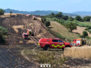 Un incendi a pocs minuts de Parets obliga a mobilitzar un helicòpter dels Bombers